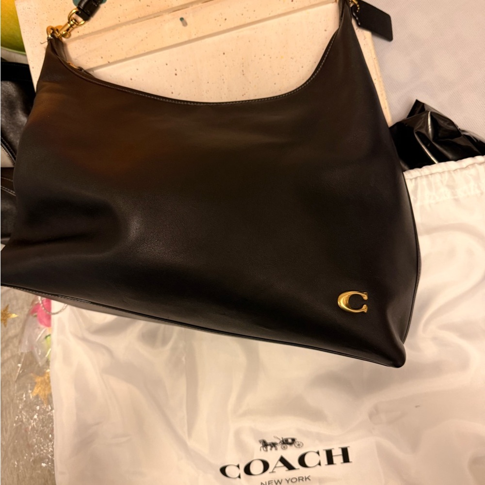 Coach Juliet Shoulder Bag 38🖤